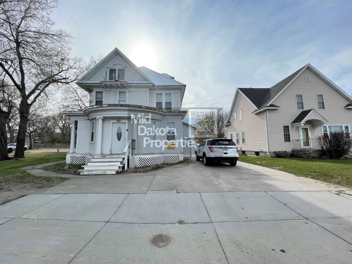 Apartment for rent at 709 S Sanborn, Mitchell, SD 57301
