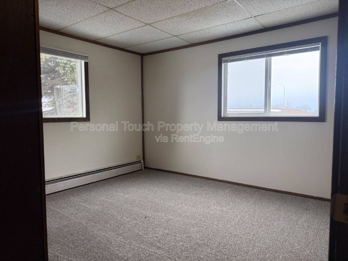 Apartment for rent at 909 Western Rd #9, Wahpeton, ND 58075