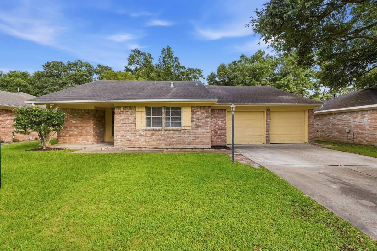 House for rent at 823 Red Rock Canyon Dr, Katy, TX 77450