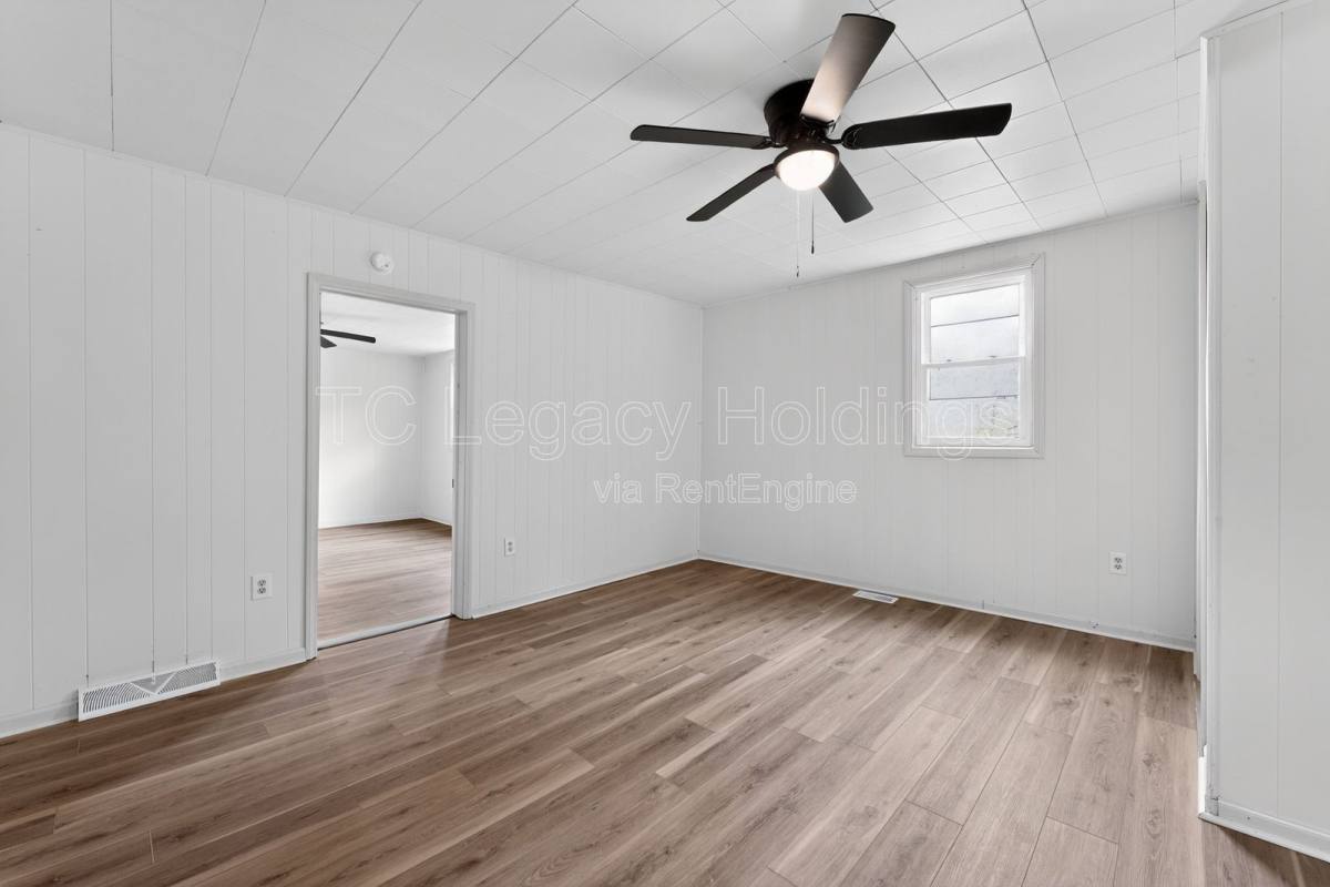 House for rent at 2311 Henderson Ave, Clarksburg, WV 26301