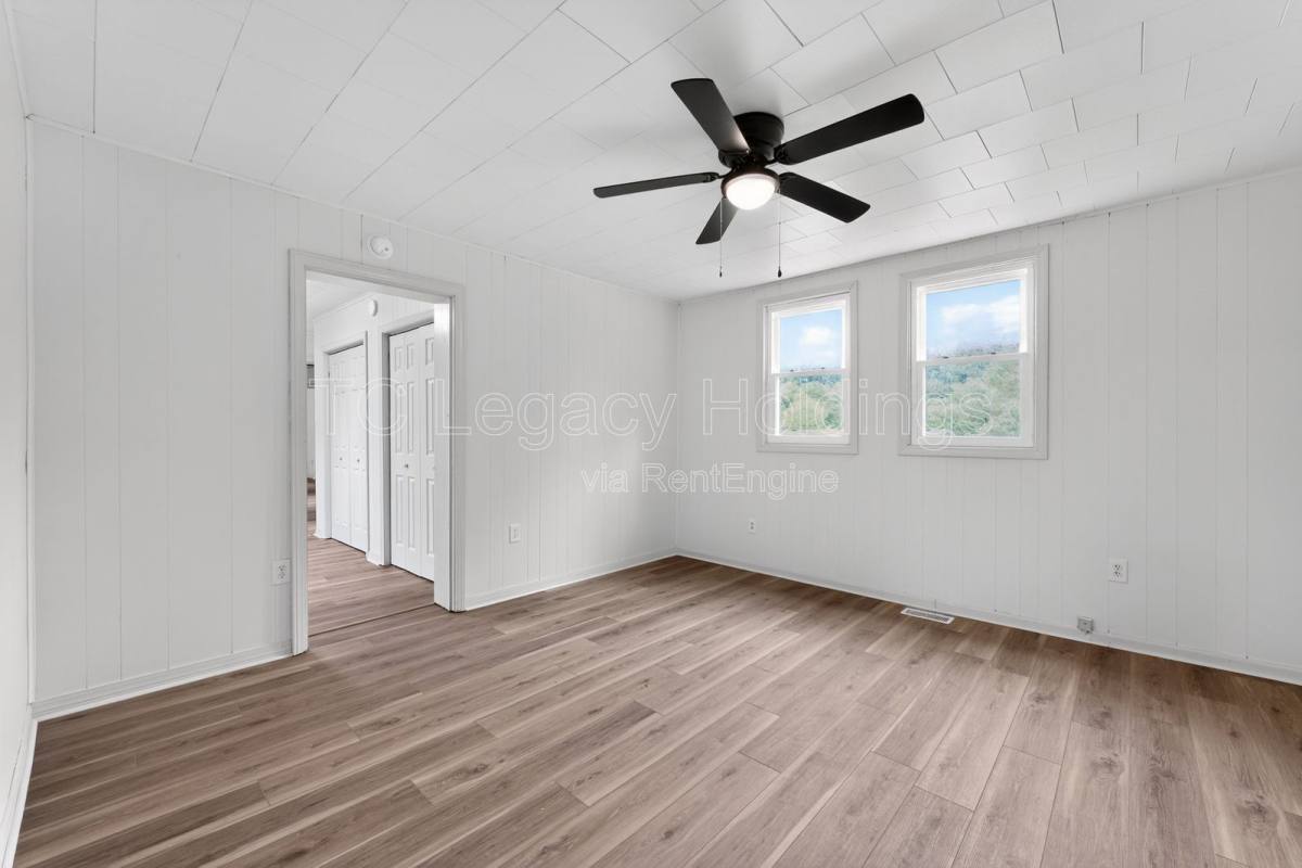 House for rent at 2311 Henderson Ave, Clarksburg, WV 26301
