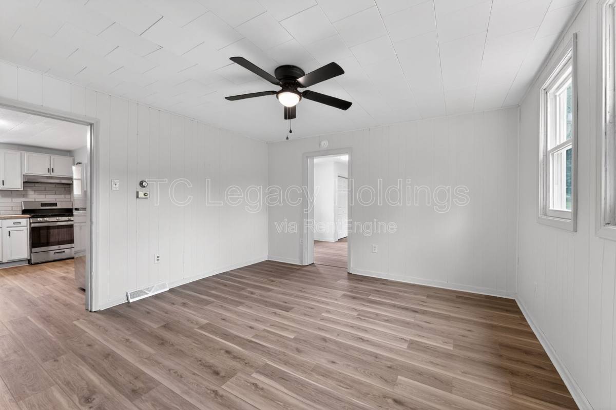 House for rent at 2311 Henderson Ave, Clarksburg, WV 26301