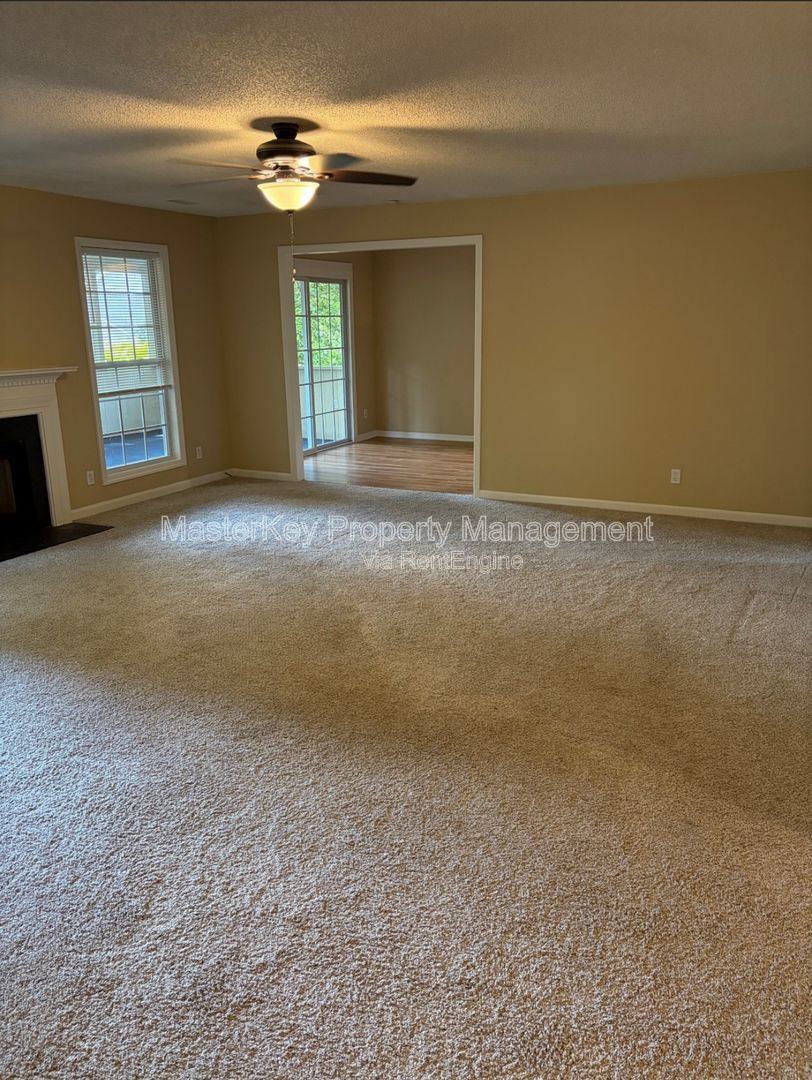 House for rent at 1401 Ravensthorpe Dr, Fuquay Varina, NC 27526
