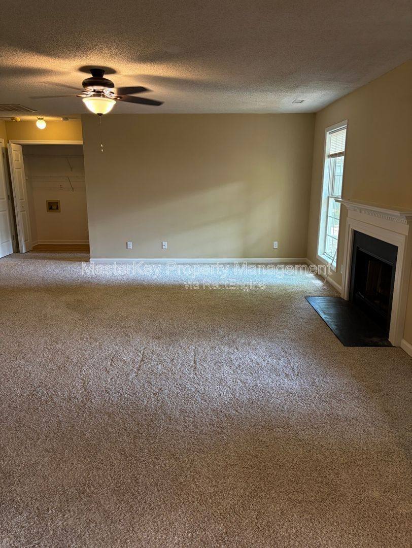 House for rent at 1401 Ravensthorpe Dr, Fuquay Varina, NC 27526