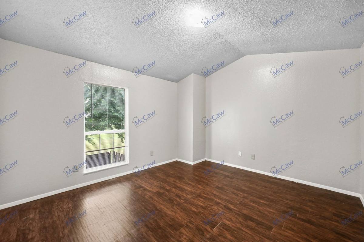 Townhouse for rent at 2198 Aspen Dr, Dallas, TX 75227