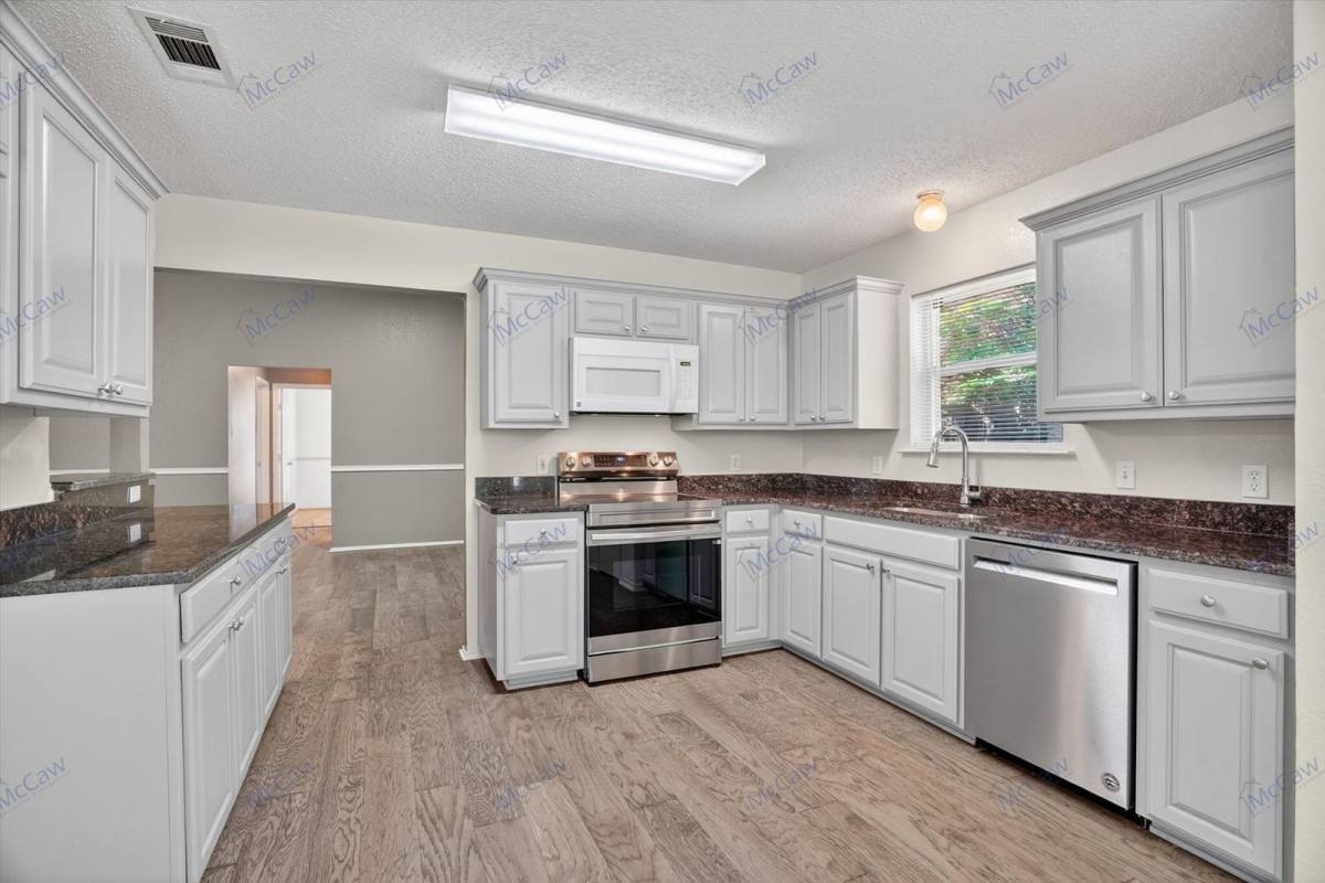 House for rent at 549 Dylan Court, Azle, TX 76020