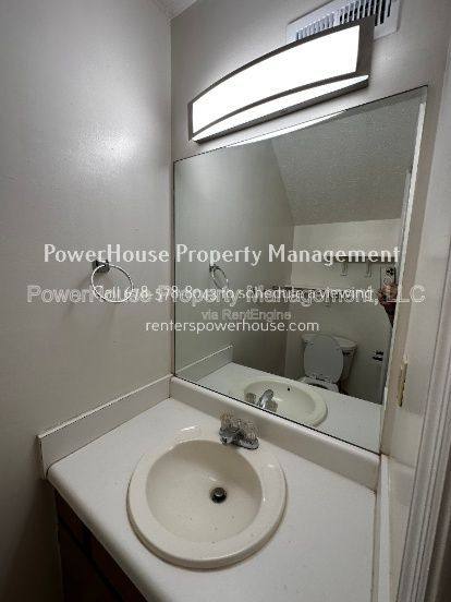 Townhouse for rent at 504 Oakwood Court, Woodstock, GA 30188