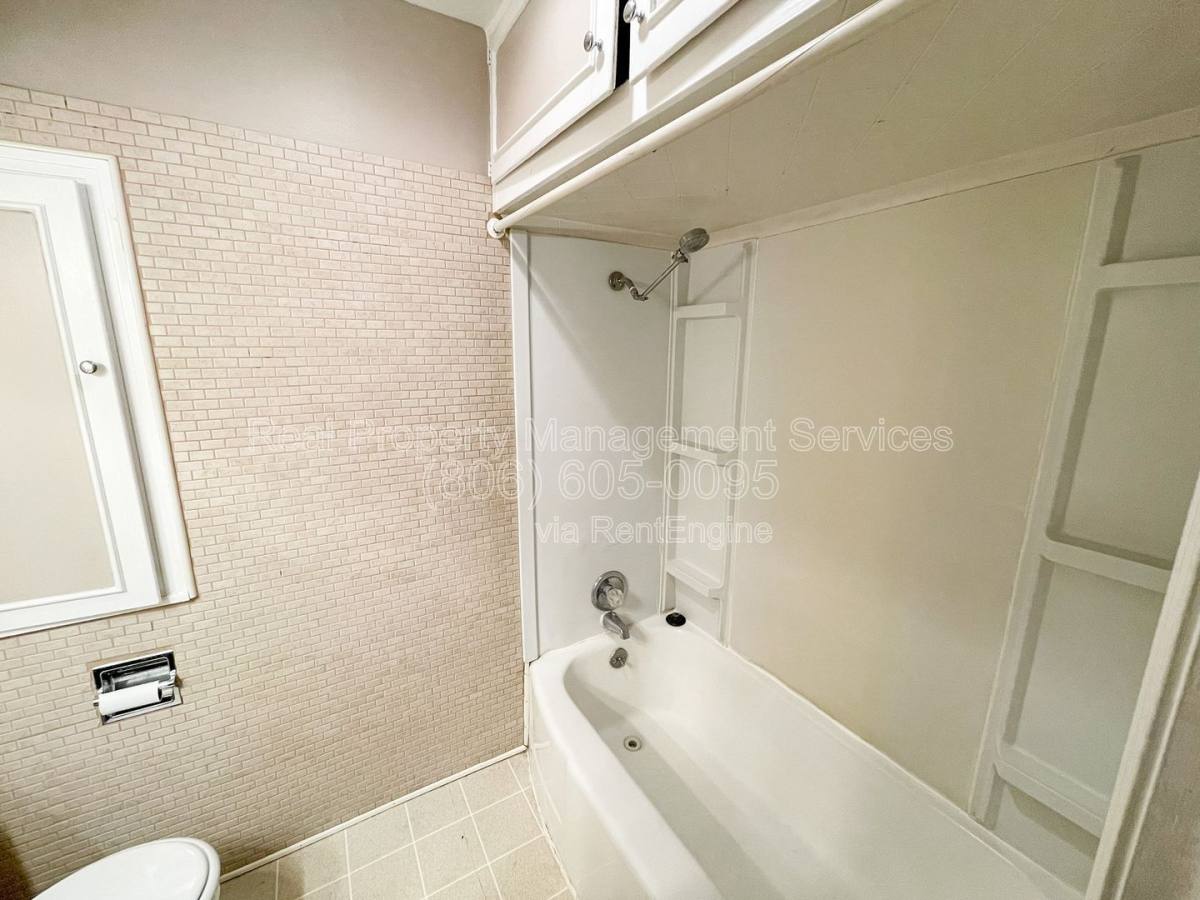 House for rent at 3105 44th St, Lubbock, TX 79413