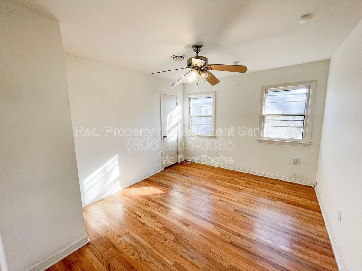 House for rent at 3105 44th St, Lubbock, TX 79413