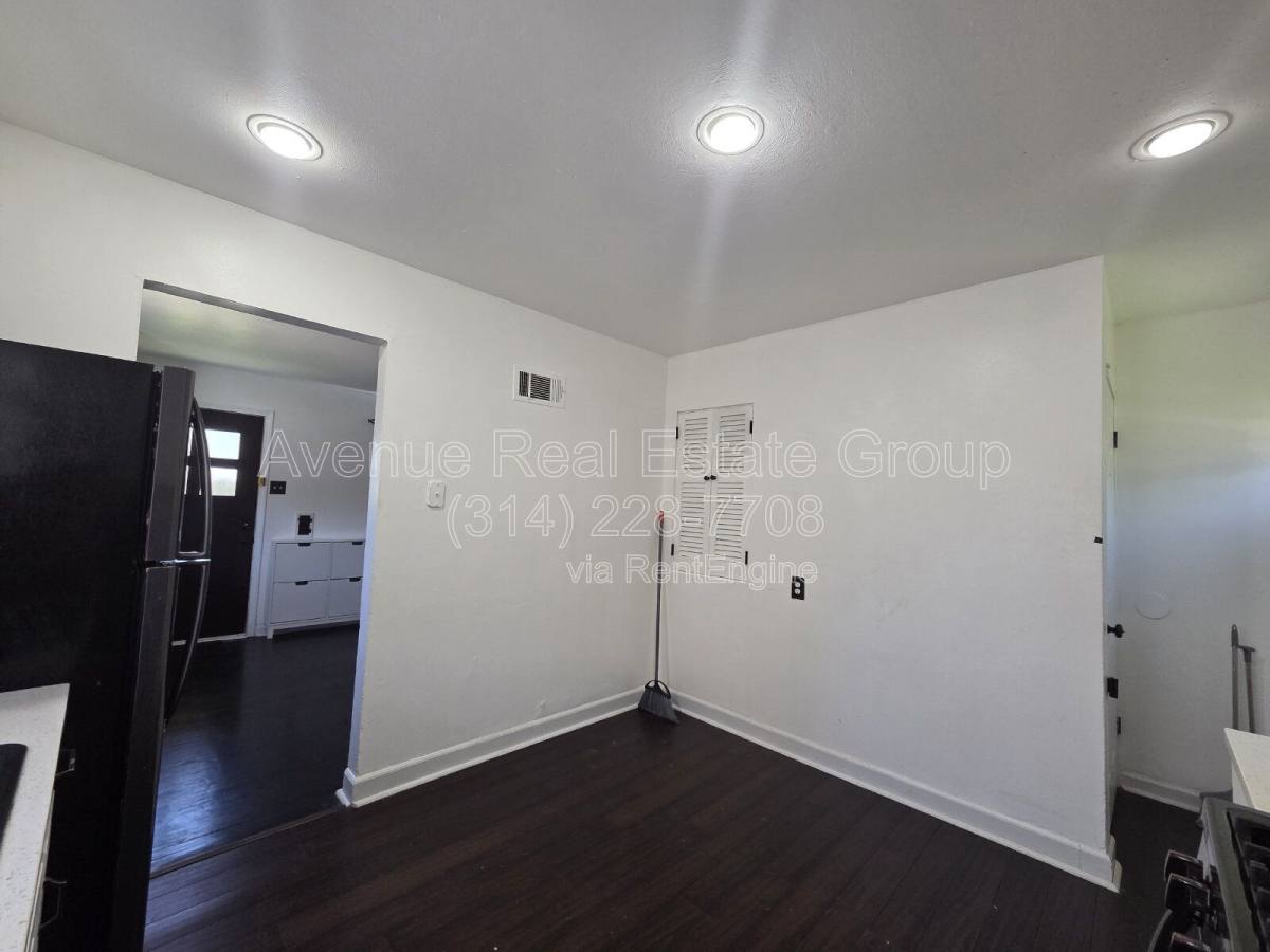 House for rent at 1115 Backer St, Saint Louis, MO 63130