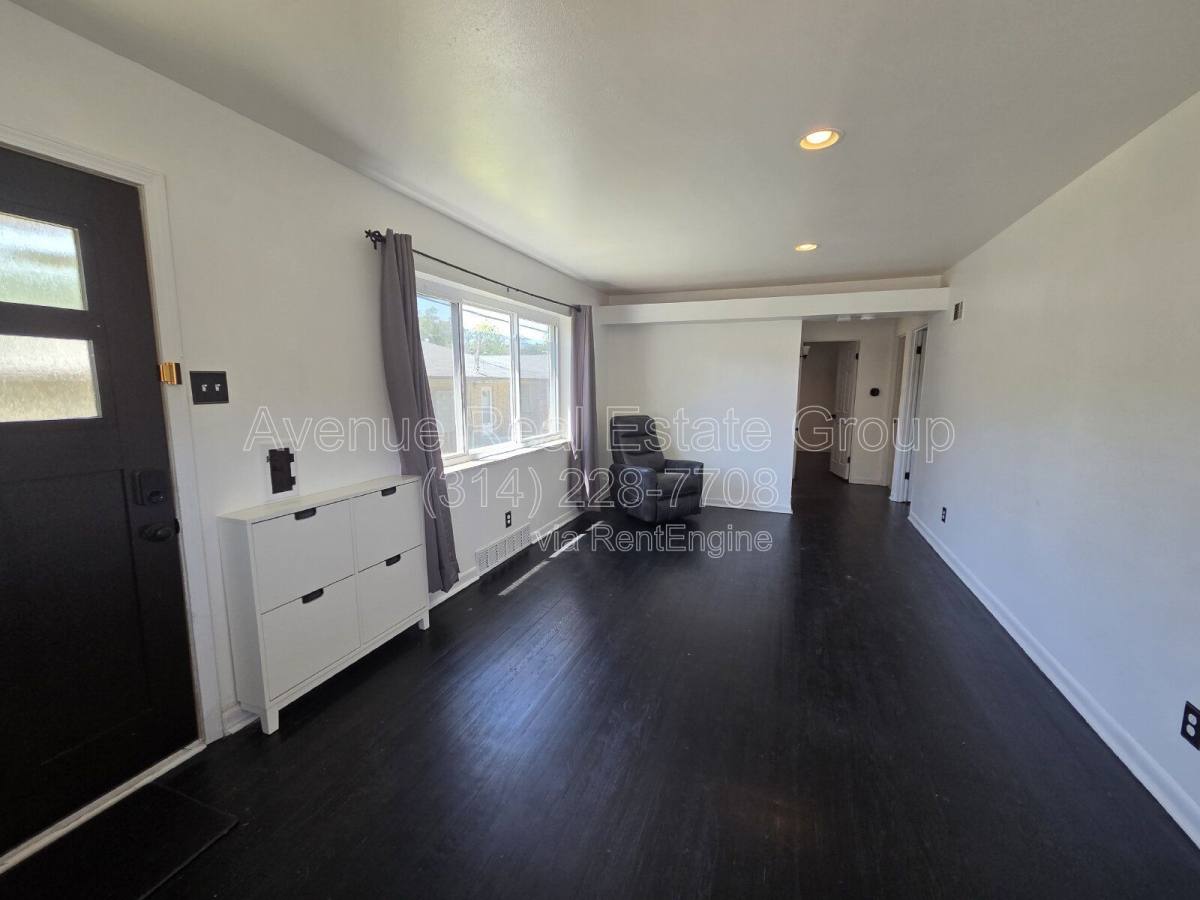 House for rent at 1115 Backer St, Saint Louis, MO 63130