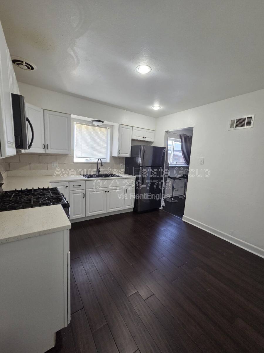 House for rent at 1115 Backer St, Saint Louis, MO 63130