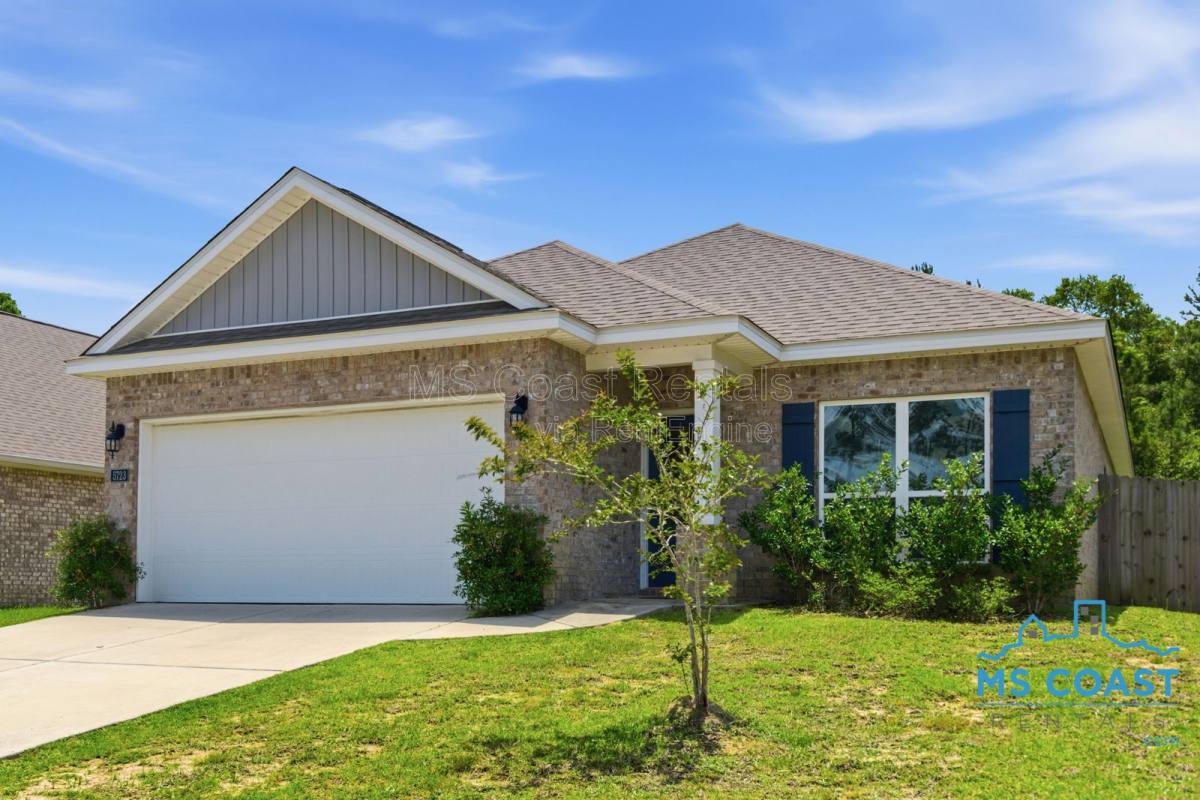 House for rent at 5723 Overland Dr, Biloxi, MS 39532