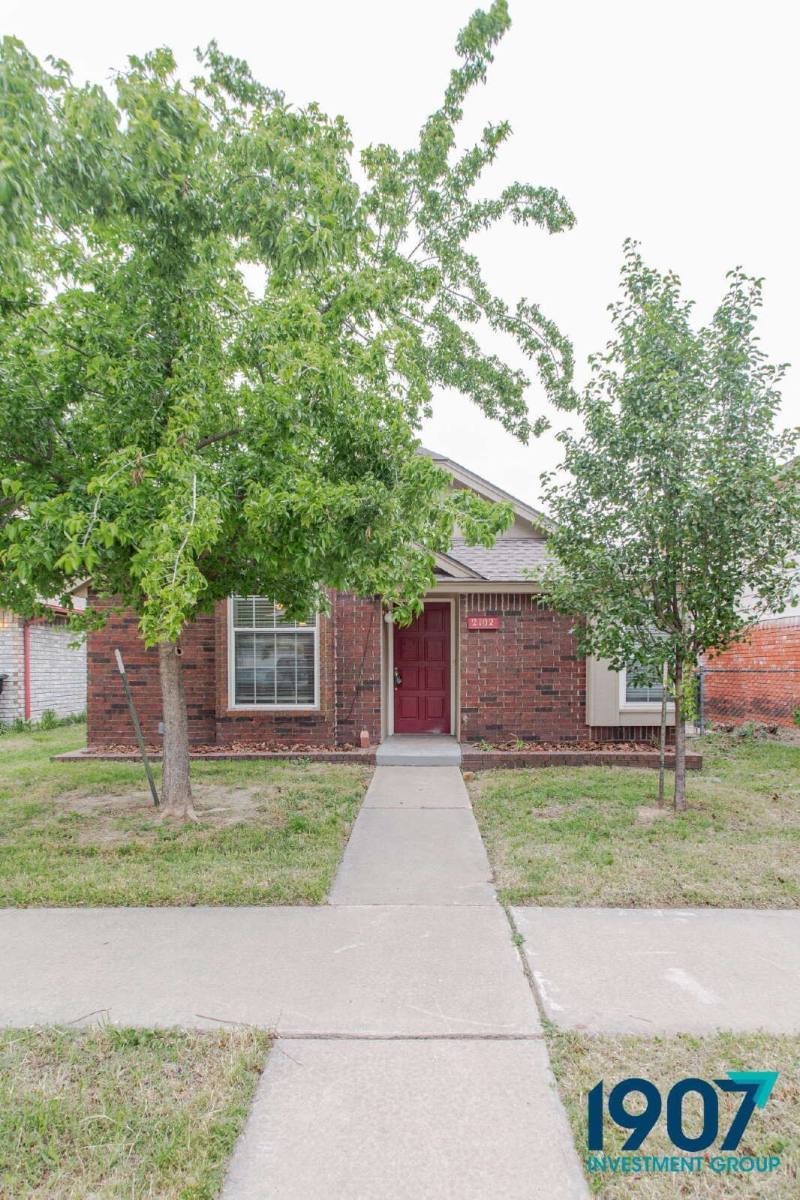 House for rent at 2102 Briarcliff Dr, Oklahoma City, OK 73170
