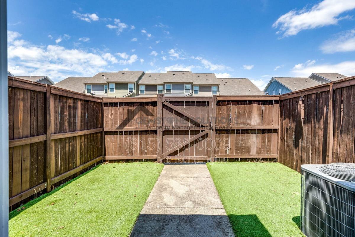 Townhouse for rent at 6007 Dupont Cove Dr, Spring Hill, TN 37174