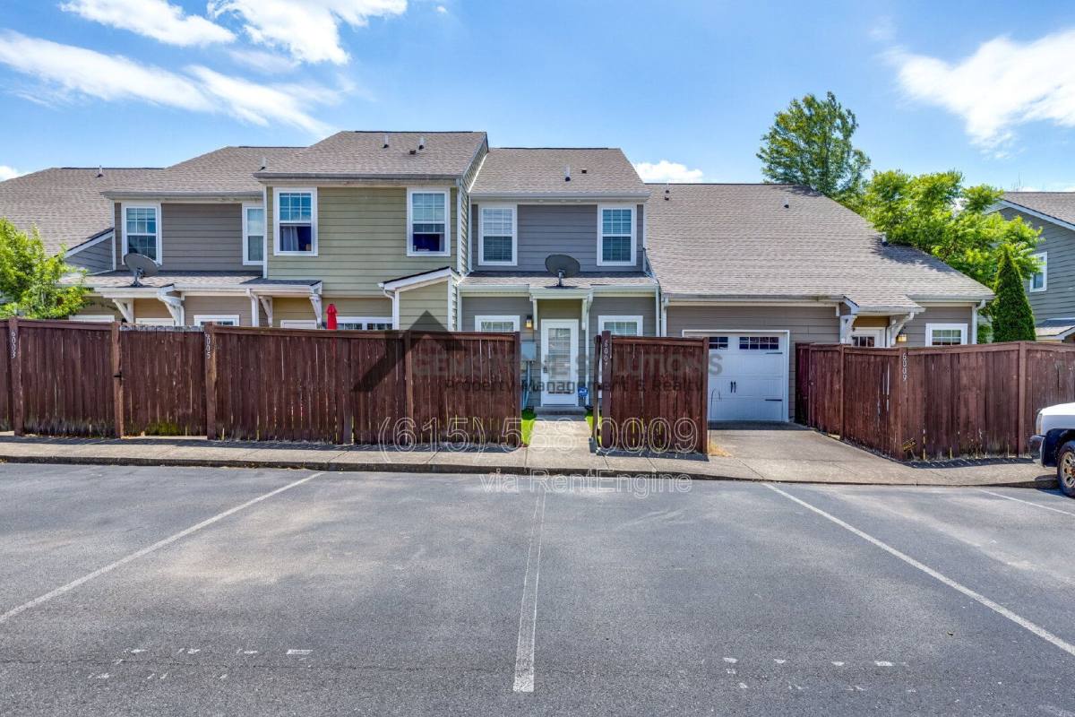 Townhouse for rent at 6007 Dupont Cove Dr, Spring Hill, TN 37174