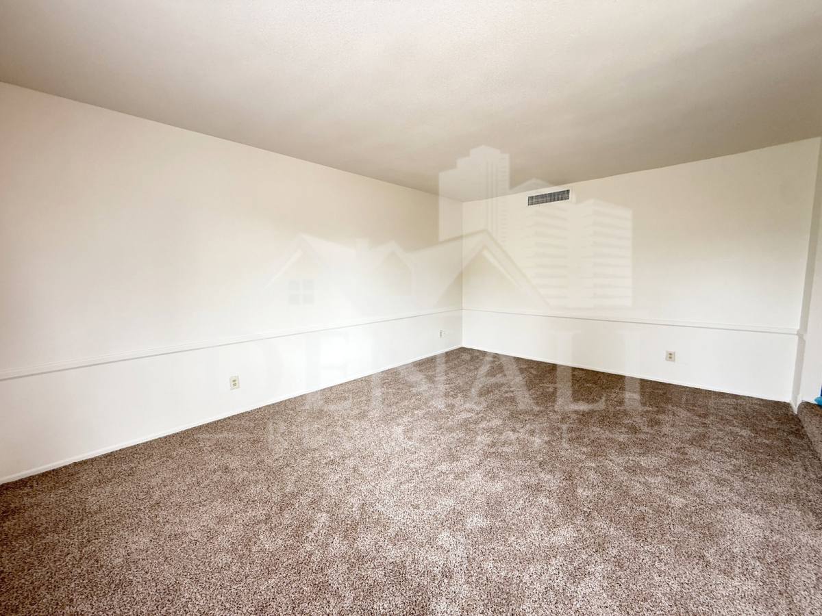 House for rent at 1016 W Nido Ave, Mesa, AZ 85210