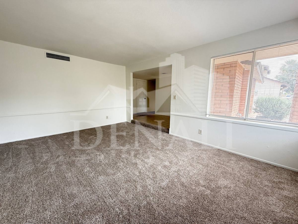 House for rent at 1016 W Nido Ave, Mesa, AZ 85210