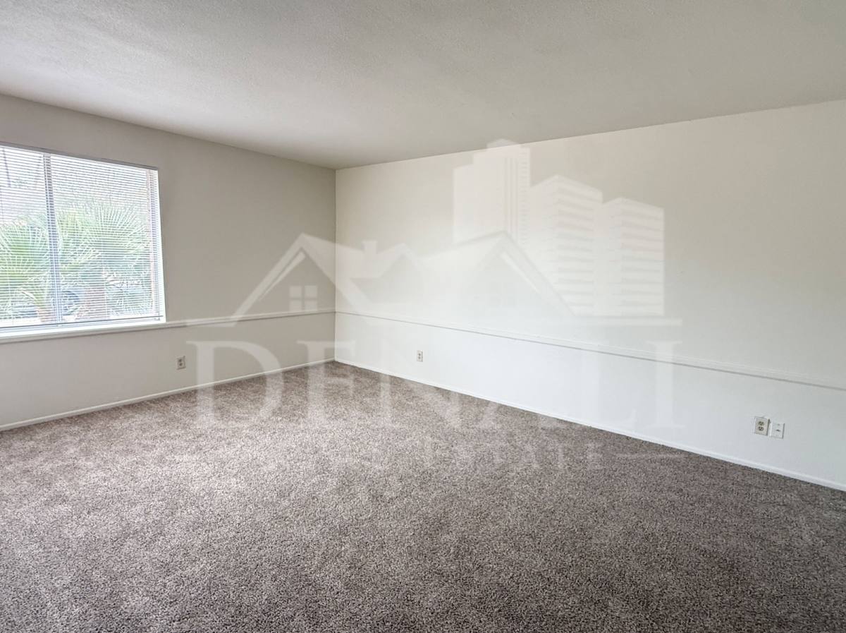 House for rent at 1016 W Nido Ave, Mesa, AZ 85210