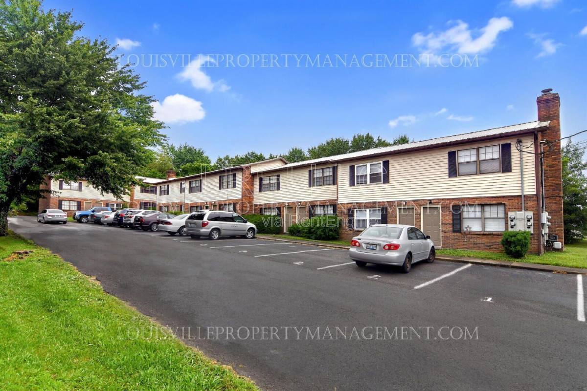 Apartment for rent at 621 Westport Rd #1, Elizabethtown, KY 42701