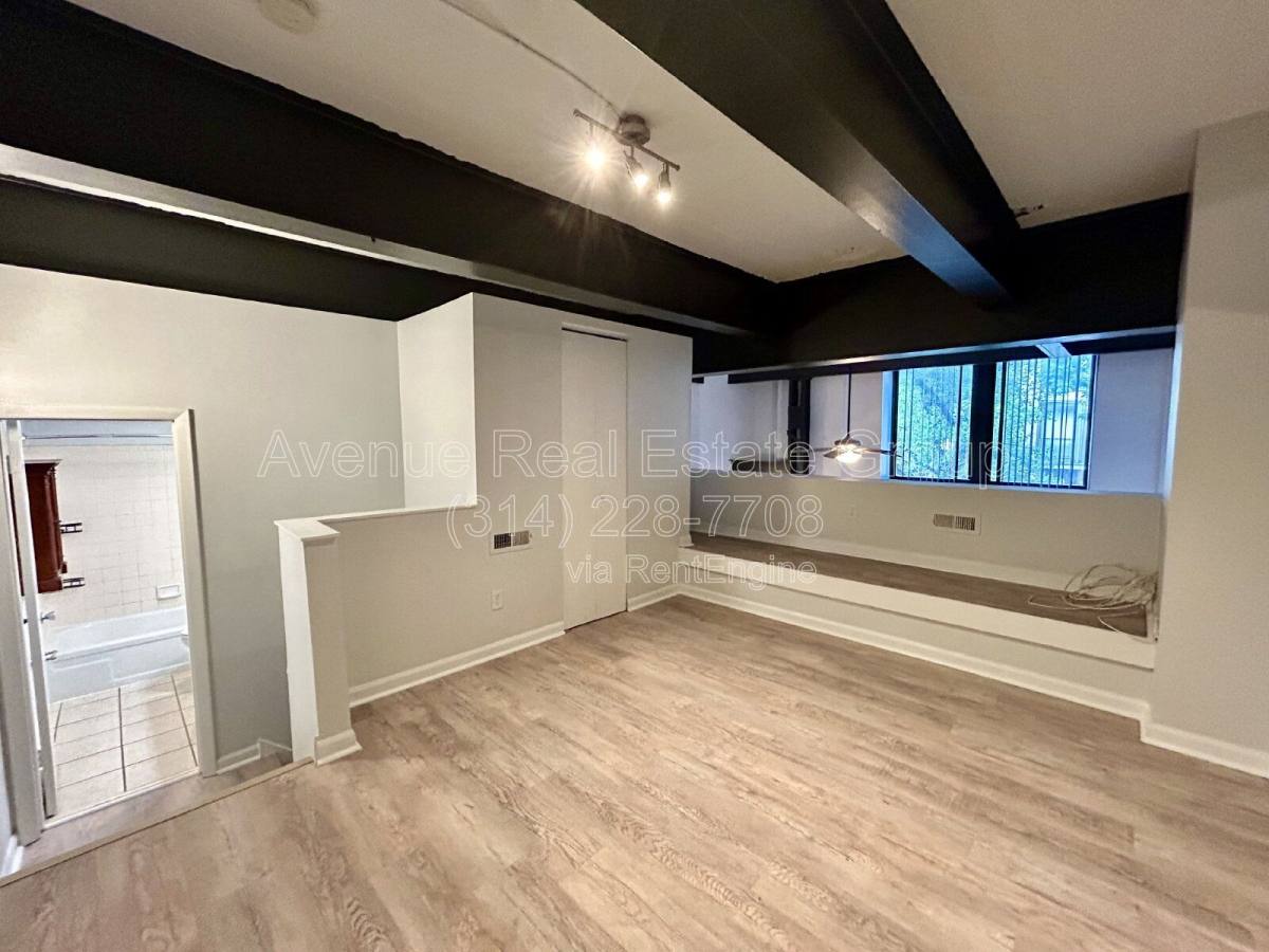 Apartment for rent at 1523 S 10th St #109, Saint Louis, MO 63104