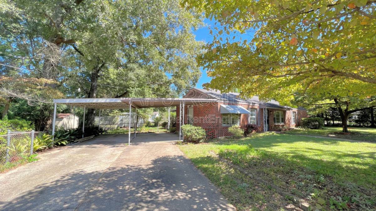 House for rent at 804 Hillman St, Montgomery, AL 36109