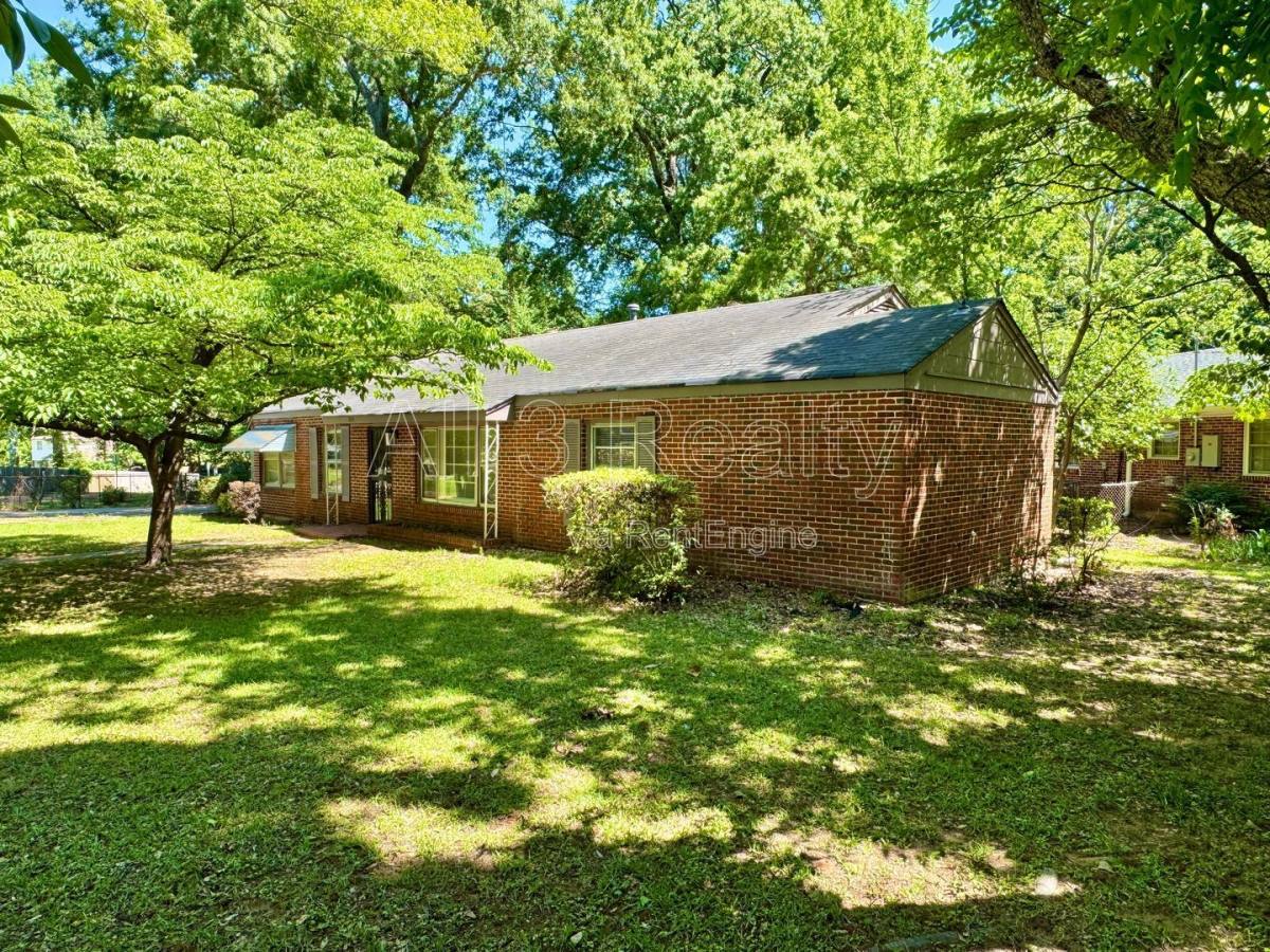 House for rent at 804 Hillman St, Montgomery, AL 36109