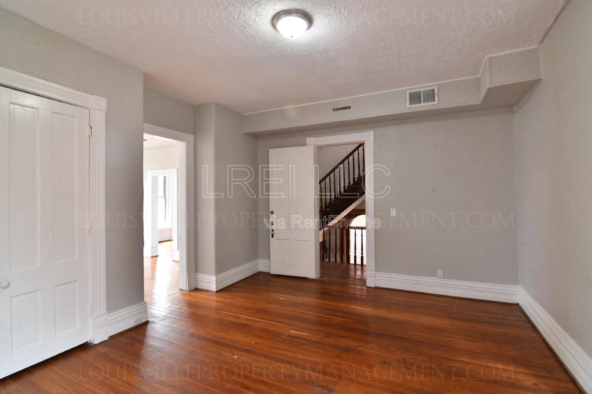 Apartment for rent at 607 Saint Catherine St #2, Louisville, KY 40203