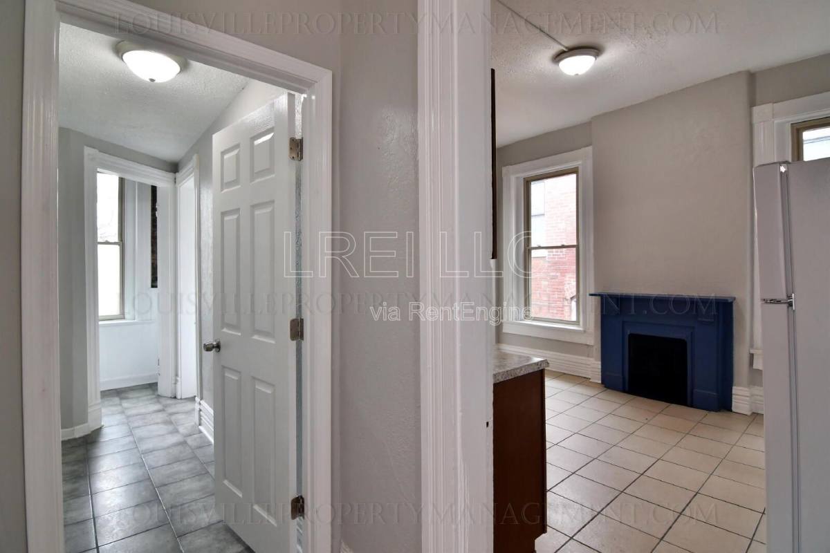 Apartment for rent at 607 Saint Catherine St #2, Louisville, KY 40203