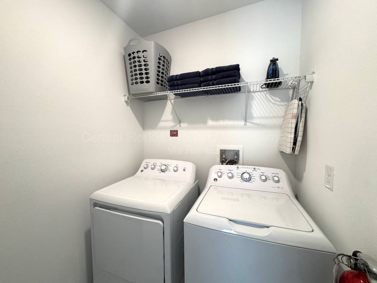 Townhouse for rent at 1031 Splash Shot Place, Davenport, FL 33896