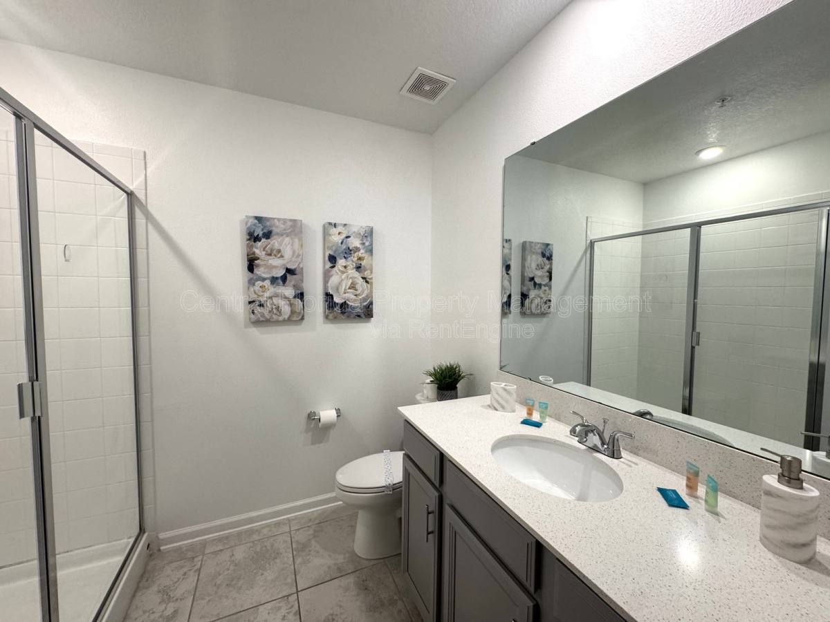 Townhouse for rent at 1031 Splash Shot Place, Davenport, FL 33896