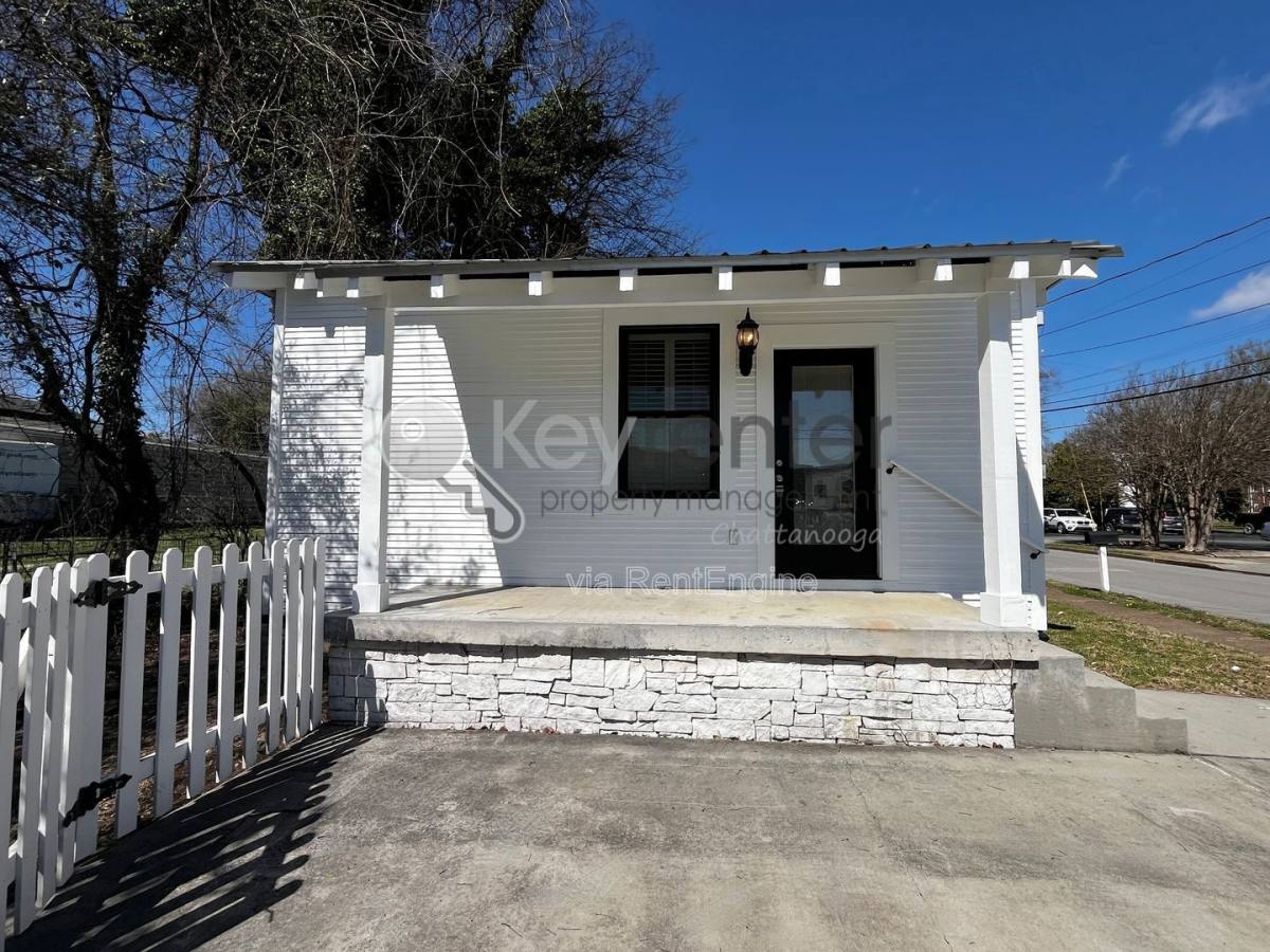 House for rent at 405 Spears Ave, Chattanooga, TN 37405