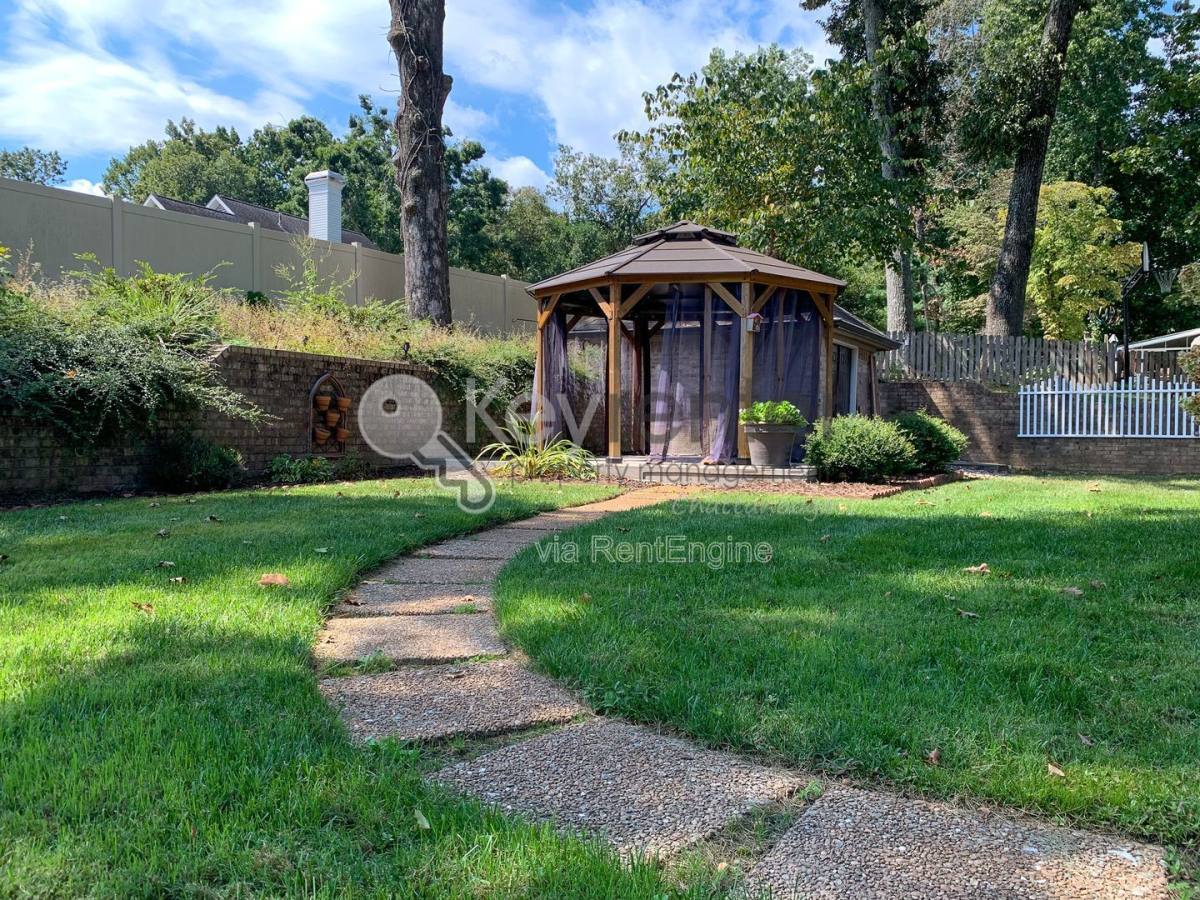 House for rent at 7716 Royal Harbour Circle, Ooltewah, TN 37363