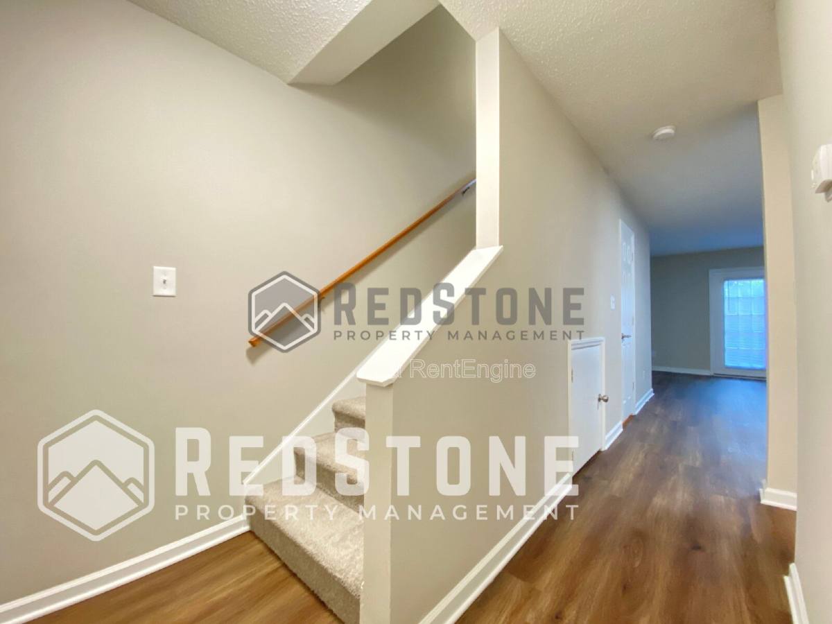 Apartment for rent at 725 S Broad St #C, Burlington, NC 27215