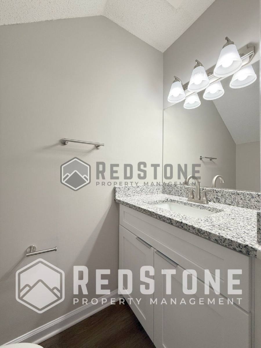 Apartment for rent at 725 S Broad St #C, Burlington, NC 27215
