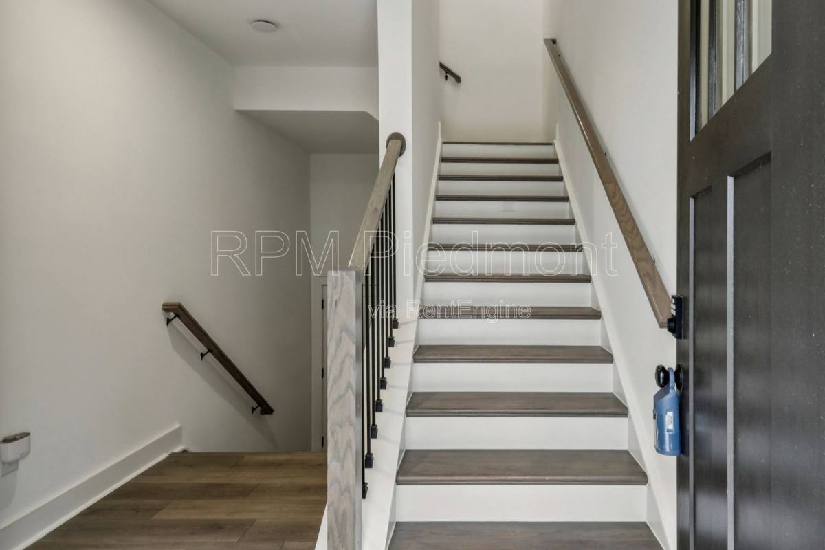 Townhouse for rent at 3371 Macaiva Alley, Decatur, GA 30032