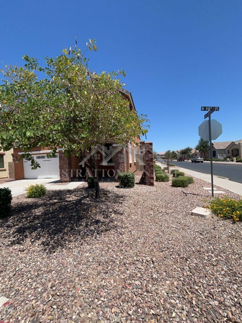 House for rent at 7311 N 90th Ave, Glendale, AZ 85305