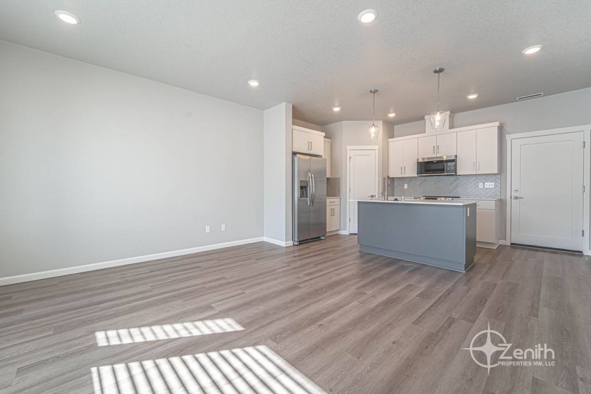 Townhouse for rent at 16334 NE 20th St, Vancouver, WA 98684