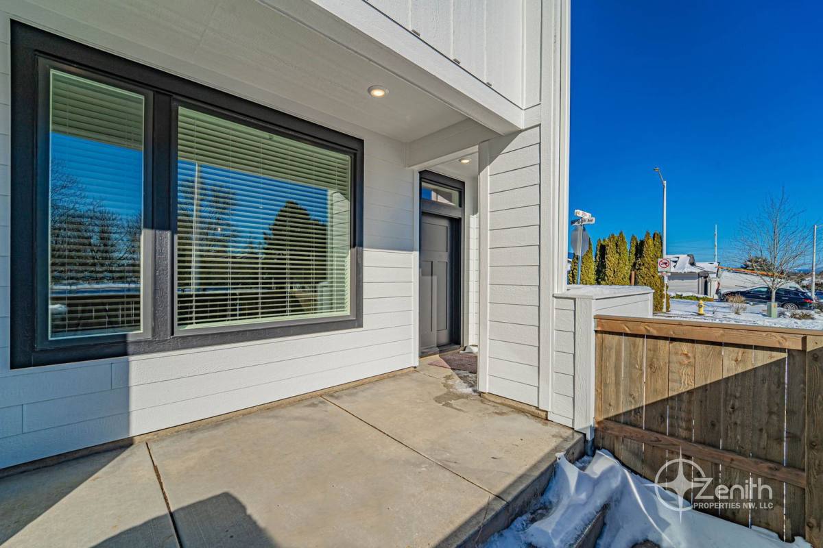 Townhouse for rent at 16334 NE 20th St, Vancouver, WA 98684