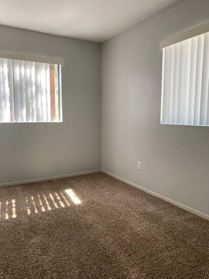 Apartment for rent at 322 Hillside Terrace, Vista, CA 92084