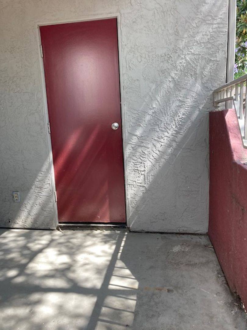 Apartment for rent at 322 Hillside Terrace, Vista, CA 92084