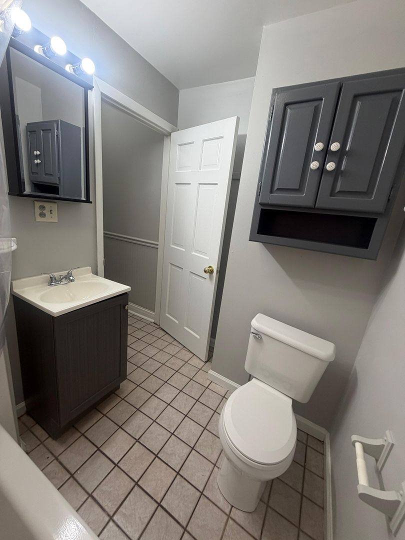 Apartment for rent at 708 Perry St, La Porte, IN 46350