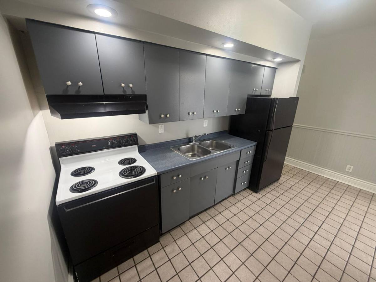 Apartment for rent at 708 Perry St, La Porte, IN 46350