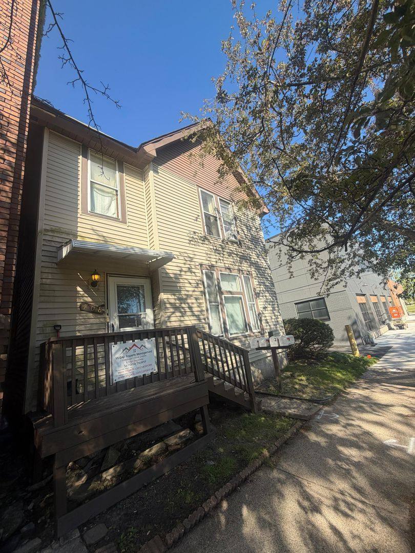 Apartment for rent at 708 Perry St, La Porte, IN 46350