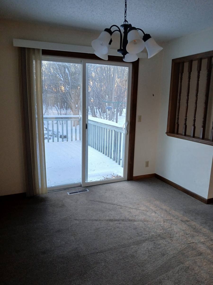 Townhouse for rent at 2955 Arcade St, Saint Paul, MN 55109