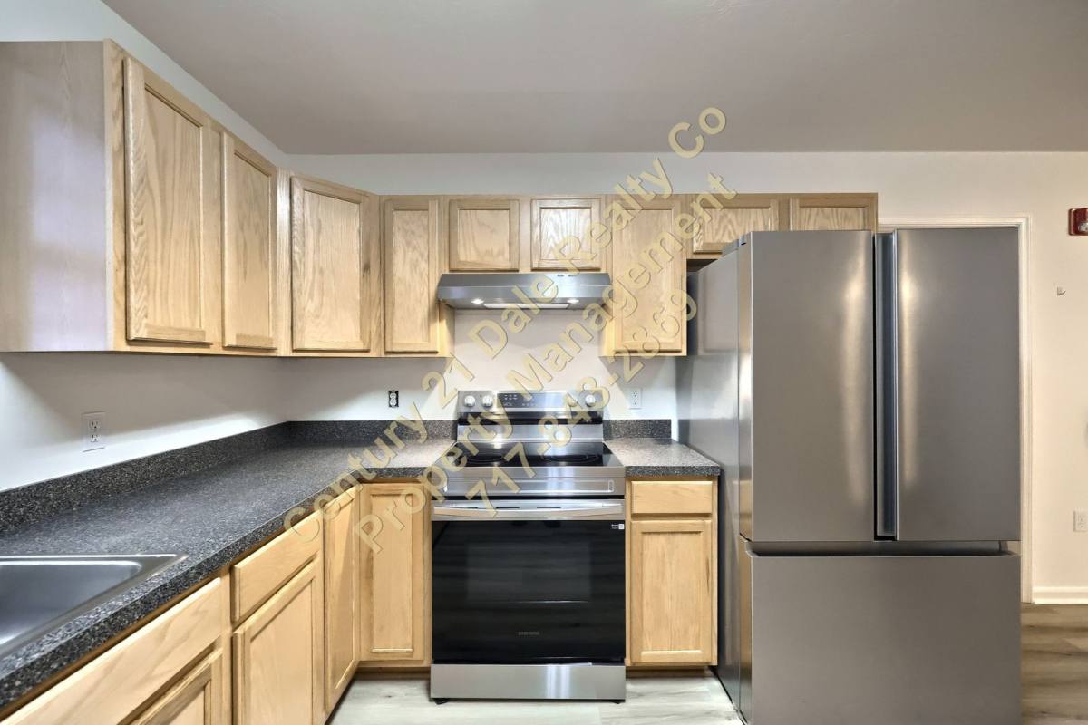 Apartment for rent at 360 W Market St #B, York, PA 17406
