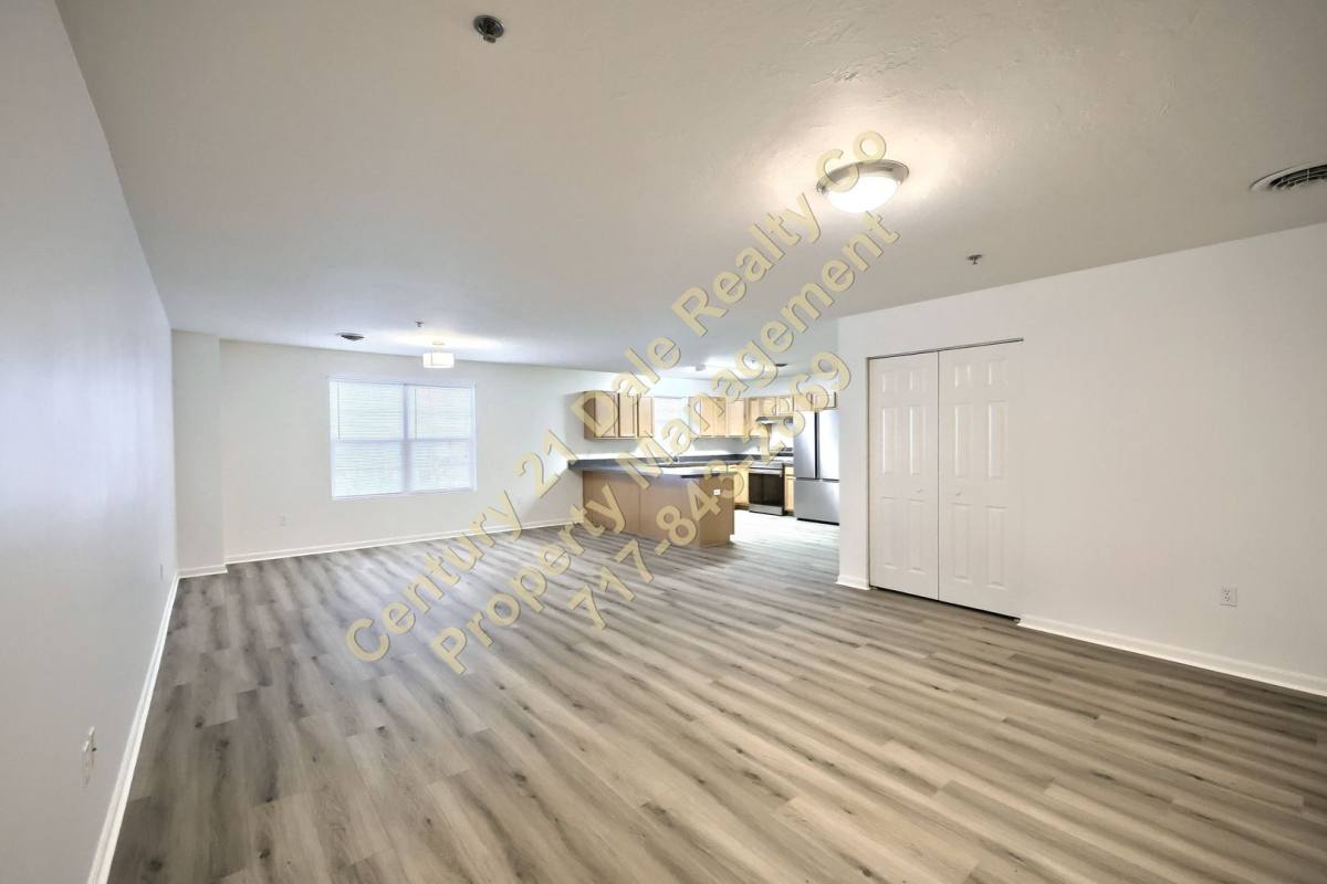 Apartment for rent at 360 W Market St #B, York, PA 17406