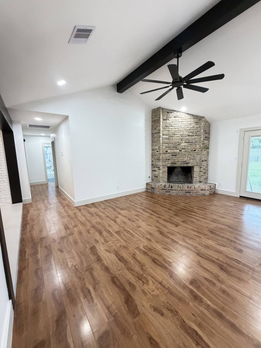 House for rent at 7007 Pine Grove Dr, Houston, TX 77092
