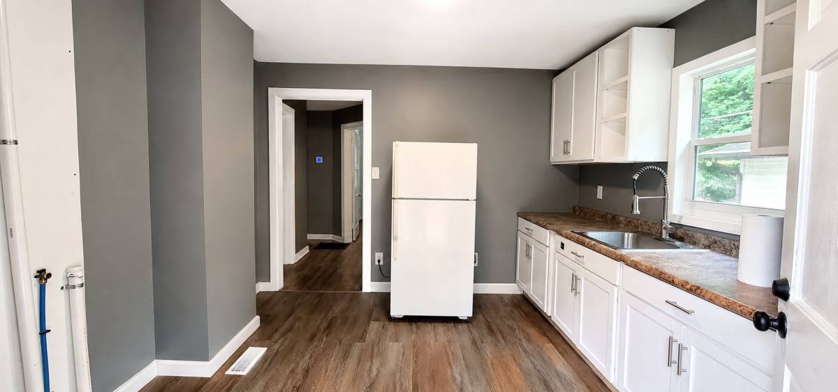 House for rent at 1401 Oak St, Greensboro, NC 27406