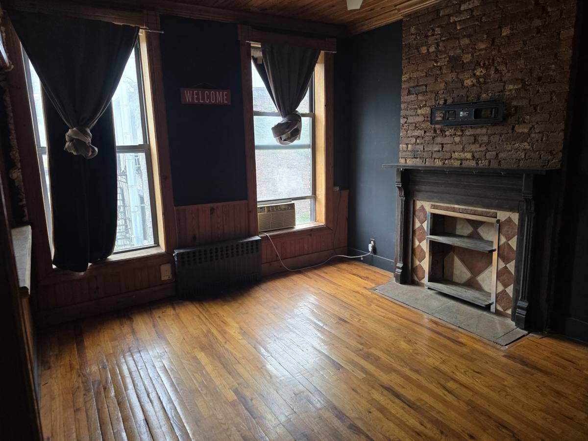 Apartment for rent at 74A 4th Ave #3, Brooklyn, NY 11217